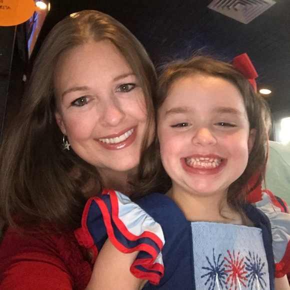 Meet your Posher, Melanie - Picture 3 of 3